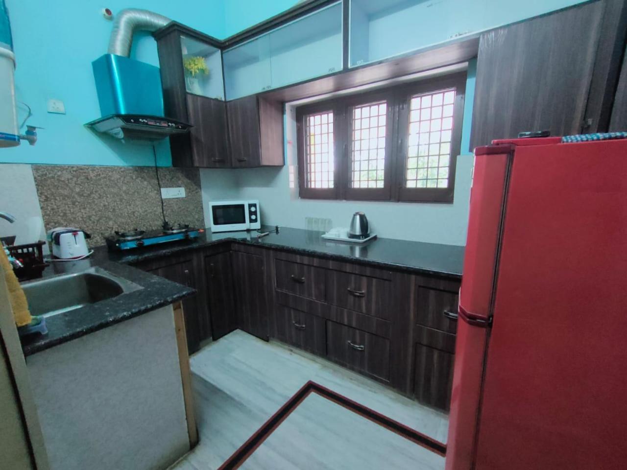 Nature View Homestay دهرادون الغرفة الصورة